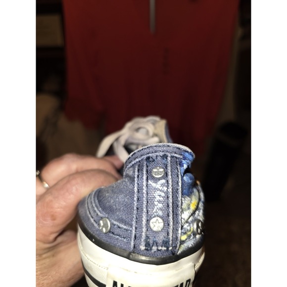 Converse Womens Shoes. Size 8. Low Top. Athletic, Academia, Leasure, Casual,... - Picture 7 of 9